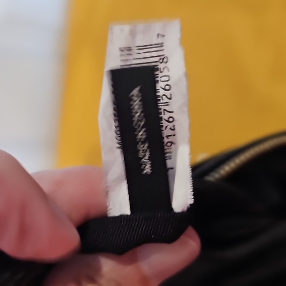 Marc Jacobs Pebbled Leather Crossbody W/COA MSRP $350 - Picture 11 of 16